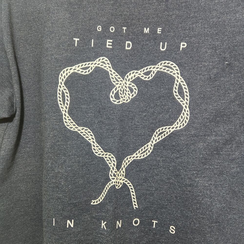 "Got Me Tied Up In Knots" Say What? Graphic Heart Cropped Tee Shirt Size Medium - Picture 2 of 4